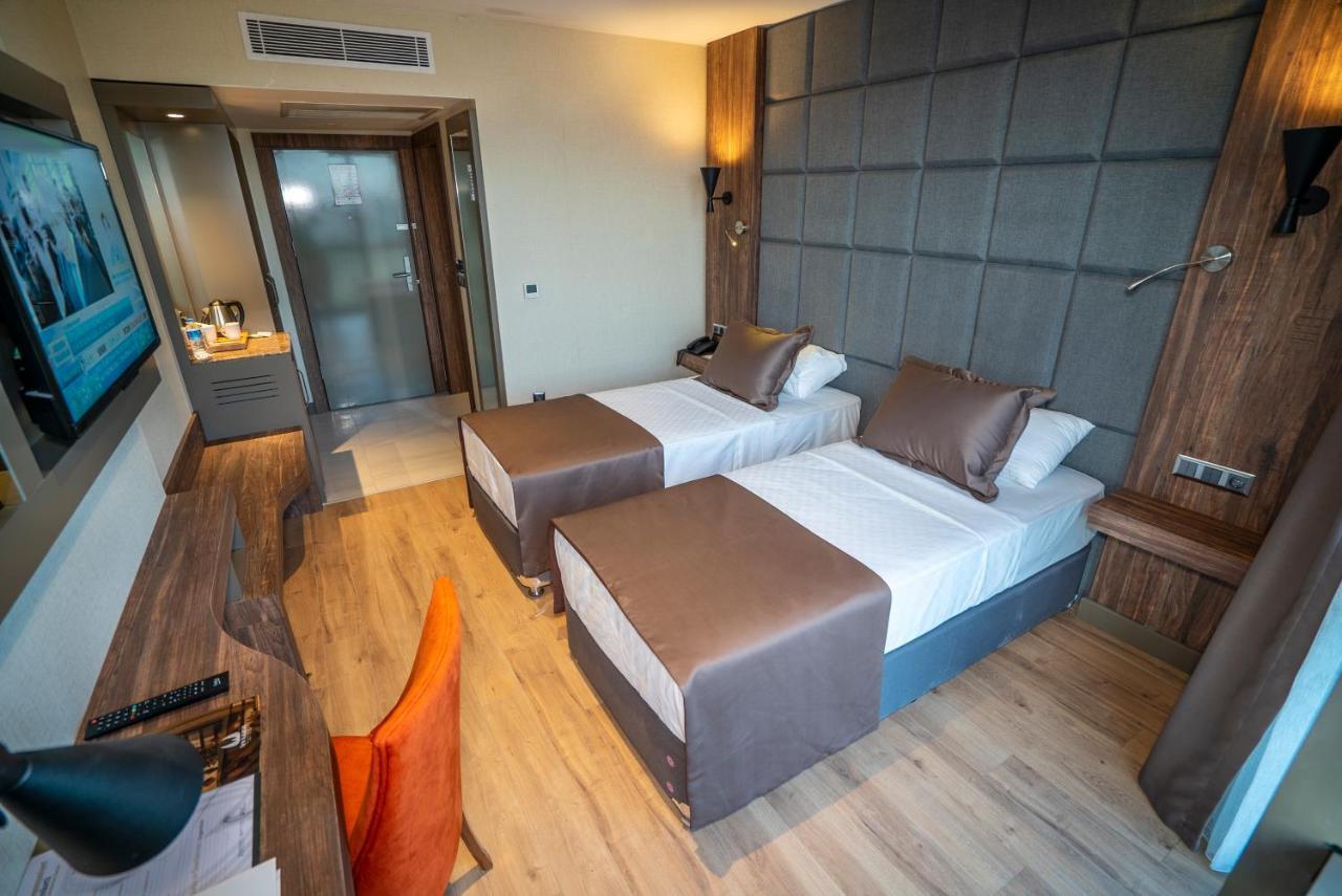 New Karaman Hotel ภายนอก รูปภาพ