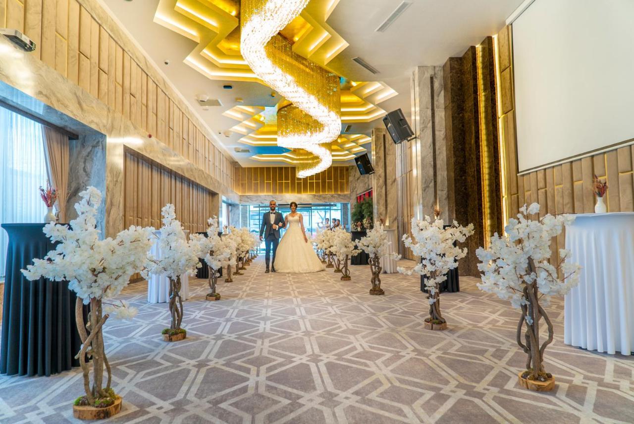 New Karaman Hotel ภายนอก รูปภาพ