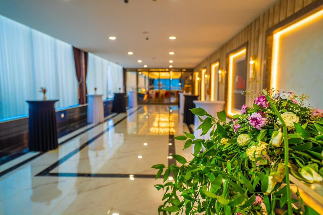 New Karaman Hotel ภายนอก รูปภาพ