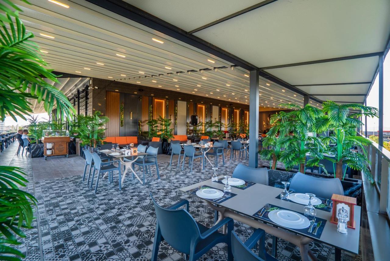 New Karaman Hotel ภายนอก รูปภาพ